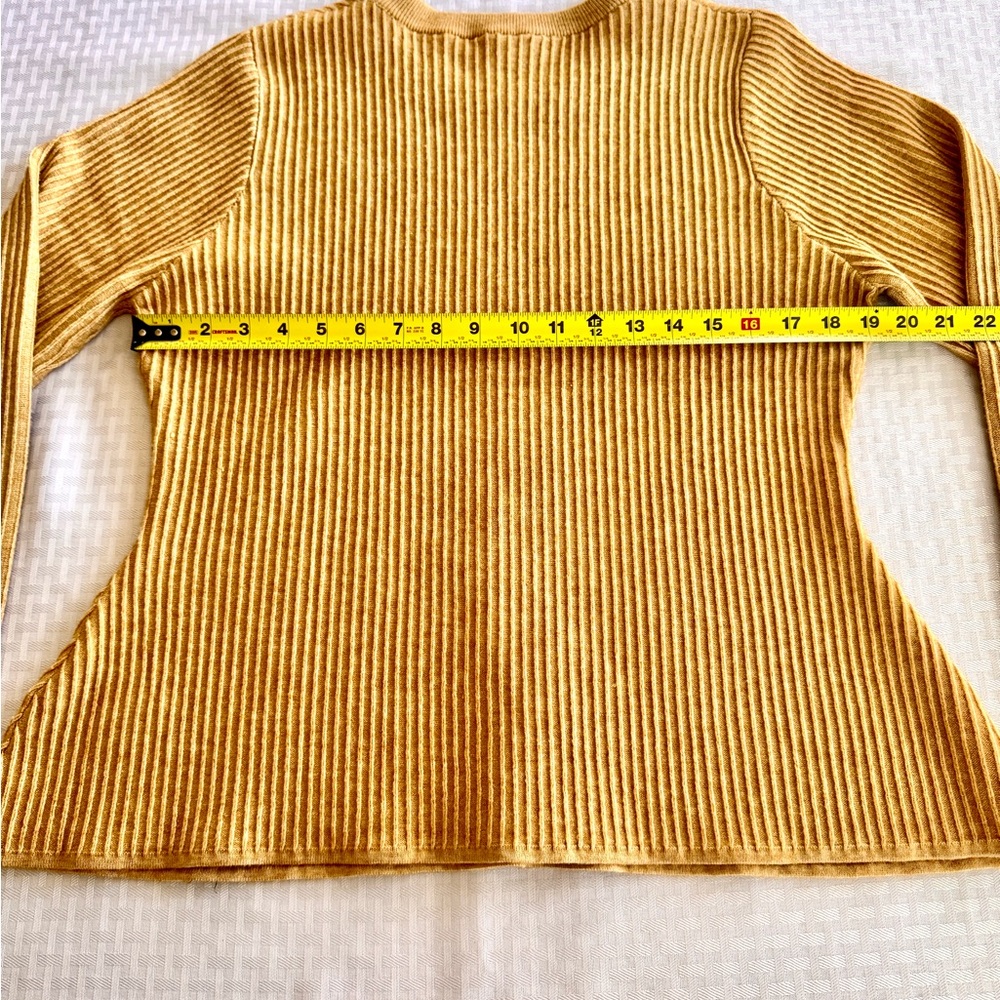 Nanette Lepore Ribbed Knit Sweater Womens XL‎ Beige Oatmeal Peplum Long Sleeve - Picture 8 of 9